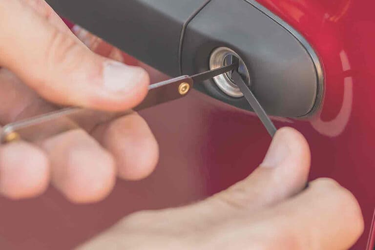 Вскрыть машину